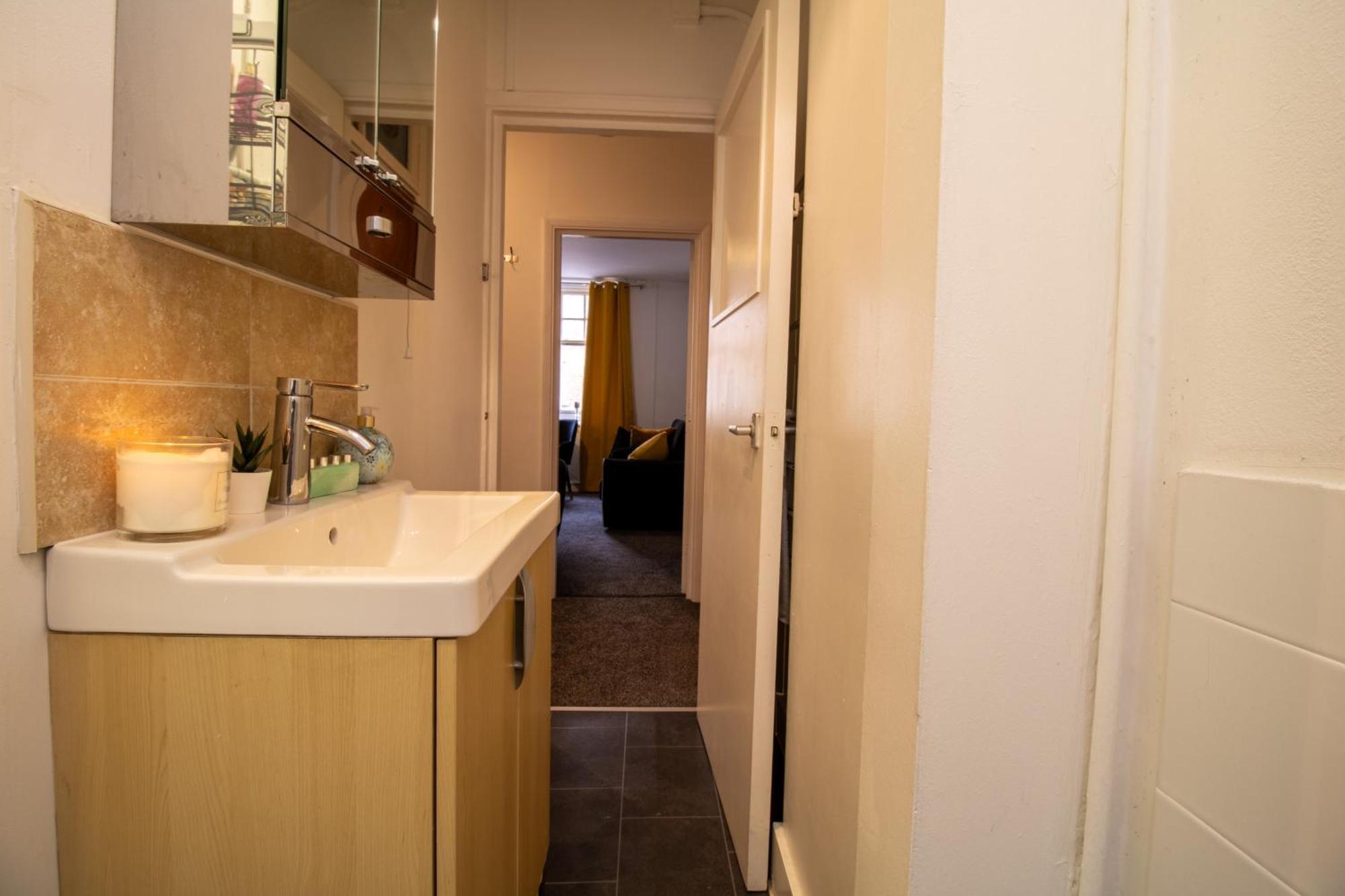 Chic Urban Retreat 1 Bedroom Gem In Covent Garden Londra Dış mekan fotoğraf